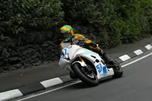Images Dated 10th June 2009: Chris McGahan (Yamaha) 2009 Supersport TT