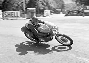 Images Dated 20th February 2021: Chris Vincent (Aermacchi) 1964 Lightweight TT