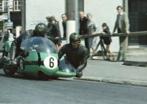 Images Dated 4th October 2018: Chris Vincent & Fred Holden (BSA) 1967 Sidecar TT