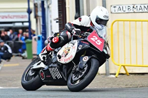 Images Dated 9th June 2021: Chris White (Honda) 2015 Newcomers Manx Grand Prix