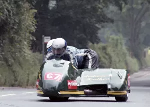 Images Dated 21st March 2020: Christopher Andrews & Malcolm Andrews (Windle Yamaha) 1992 Sidecar TT