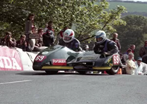 Images Dated 25th April 2021: Christopher Andrews & Malcolm Andrews (Windle Yamaha) 1993 Sidecar TT