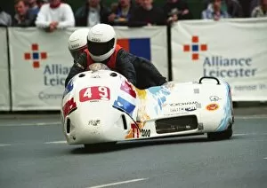 Claude Montagnier Gallery: Claude Montagnier & Gerard Midrouet (Kawasaki Mistral) 2000 Sidecar TT