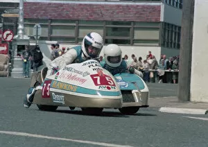 Images Dated 16th December 2019: Cliff Pritchard & Ken Morgan (Yamaha) 1986 Sidecar TT