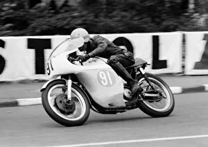 Images Dated 21st January 2019: Clive Brown (Norton) 1966 Junior Manx Grand Prix