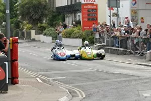 Images Dated 5th June 2010: Close encounters of the Sidecar kind