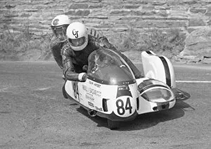 Images Dated 17th June 2022: Colin Jacobs & Phil Spendlove (BSA) 1975 1000 Sidecar TT
