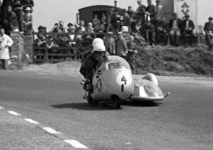 Colin Seeley Gallery: Colin Seeley & Ray Lindsey (BMW) 1967 Sidecar TT