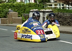 Windle Yamaha Collection: Conrad Harrison & Carl Kirwin (Windle Yamaha) 1996 Sidecar TT