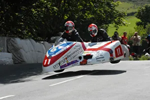 Images Dated 8th June 2009: Conrad Harrison & Kerry Williams (Shelbourne Honda) 2009 Sidecar TT