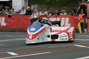 Conrad Harrison Gallery: Conrad Harrison & Mike Aylott (Shelbourne) 2011 Sidecar TT