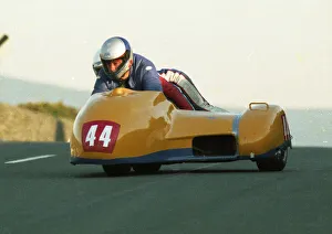 Images Dated 22nd March 2021: Bill Copson & Greg Mahon (Windle Kawasaki) 1990 Sidecar TT