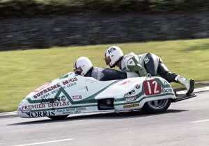 Images Dated 21st March 2020: Craig Hallam & Mike Wynn (Windle Yamaha) 1992 Sidecar TT