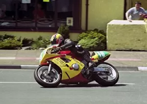 Images Dated 15th August 2016: Craig McLean (Yamaha) 2002 Lightweight 400 TT