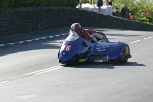 Kerry Williams Gallery: Bill Currie & Kerry Williams (Windle Yamaha) 2005 Sidecar TT