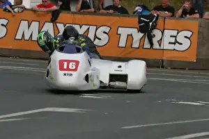 Bill Currie & Robert Biggs (LCR Yamaha) 2010 Sidecar A TT