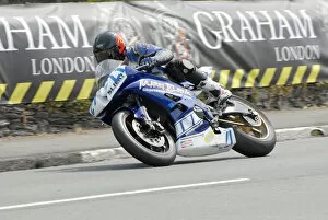 Images Dated 26th June 2022: Dan Kneen (Suzuki) 2009 Supersport TT