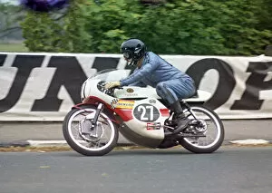 Images Dated 20th February 2021: Danny Keaney (Yamaha) 1971 Ultra Lightweight TT