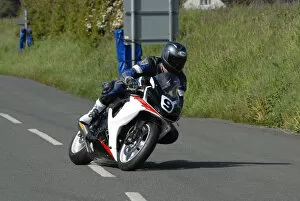 Images Dated 23rd May 2009: Darryl McGeown (Suzuki) 2009 Jurby Road