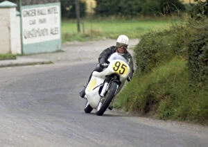 Images Dated 18th December 2020: Darryl Pendlebury (Norton) 1968 Senior Manx Grand Prix