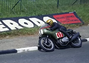 Images Dated 9th September 2016: Darryl Pendlebury (Triumph) 1974 Production 1000 TT