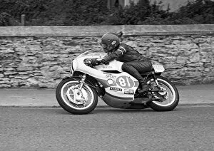 Images Dated 10th October 2013: Dave Arnold (Yamaha) 1973 Lightweight Manx Grand Prix