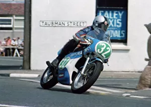 Images Dated 15th July 2019: Dave Ashton (Yamaha) 1982 Junior TT