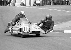 Dave Bexley Gallery: Dave Bexley & B Tyler (Hadleigh Honda) 1974 500 Sidecar TT