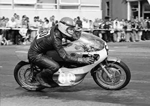 Images Dated 12th July 2019: Dave Calvert (Yamaha) 1975 Junior Manx Grand Prix
