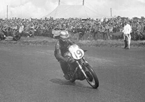 Images Dated 21st December 2021: Dave Chadwick (Norton) 1956 Senior Ulster Grand Prix