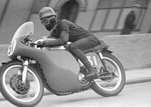 Images Dated 21st March 2022: Dave Chadwick (Norton) 1958 Senior TT