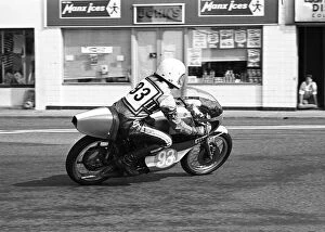 Images Dated 19th July 2021: Dave Clarkson (Yamaha) 1975 Junior Manx Grand Prix