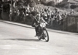 Dave Davis (Velocette) 1949 Junior Manx Grand Prix