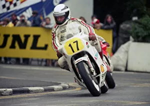 Images Dated 24th October 2021: Dave Dean (Suzuki) 1987 Senior TT