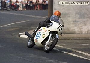 1970 Junior Tt Collection: Dave Foulkes leaves Parliament Square: 1970 Junior TT