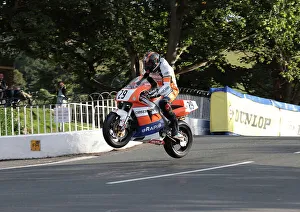 Images Dated 16th November 2022: Dave Hewson Kawasaki Classic Superbike Manx Grand Prix