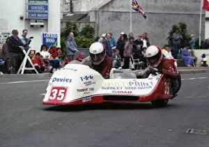 Images Dated 7th August 2016: Dave Holden & Brian Threlfall (Jacobs Yamaha) 1990 Sidecar TT