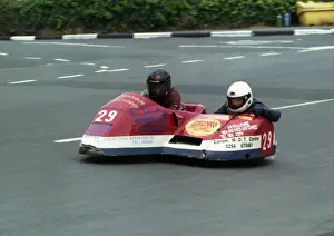 Dave Holden & Steve Burgess (Shelbourne Yamaha) 1994 Sidecar TT
