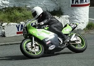 Images Dated 23rd January 2017: Dave Kerby (Kawasaki) 1993 Supersport 400 TT