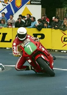 Images Dated 7th December 2015: Dave Leach (Yamaha) 1988 Production C TT