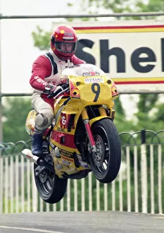 Images Dated 5th November 2019: Dave Leach (Yamaha) 1990 Supersport 600 TT