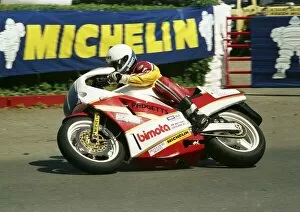 Images Dated 3rd February 2013: Dave Leach (Yamaha) at Ballacraine; 1988 Production B TT
