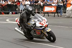 Images Dated 8th June 2004: Dave Madsen-Mygdal (Suzuki) 2004 Production 1000 TT