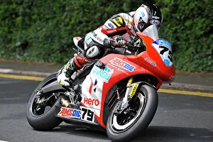 Dave Moffitt Gallery: Dave Moffitt (Suzuki) 2014 Senior TT