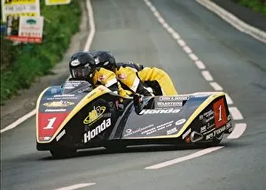Images Dated 26th November 2016: Dave Molyneux & Dan Sayle (DMR Honda) 2004 Sidecar TT