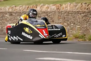 Dave Molyneux & Dan Sayle (DMR Honda) 2004 Sidecar TT