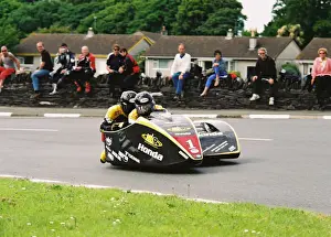Dave Molyneux & Dan Sayle (DMR Honda) 2004 Sidecar TT