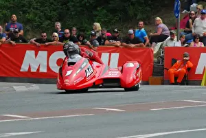 Dave Molyneux & Dan Sayle (Honda DMR) 2016 Sidecar 2 TT