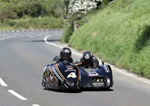 Images Dated 26th July 2022: Dave Molyneux & Darryl Gibson (DMR 890) 2022 Sidecar TT