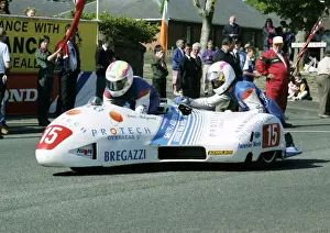 Dave Molyneux & Karl Ellison (Kawasaki) 1991 Sidecar TT